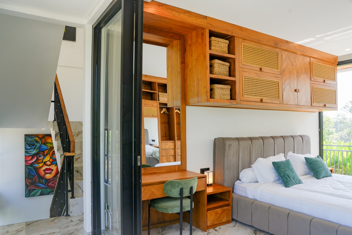 Real Estate Gallery 4