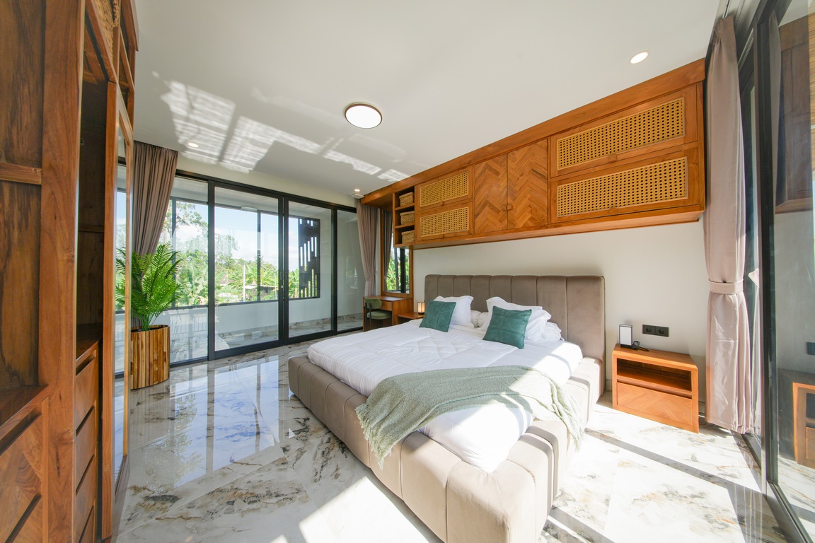 Real Estate Gallery 14