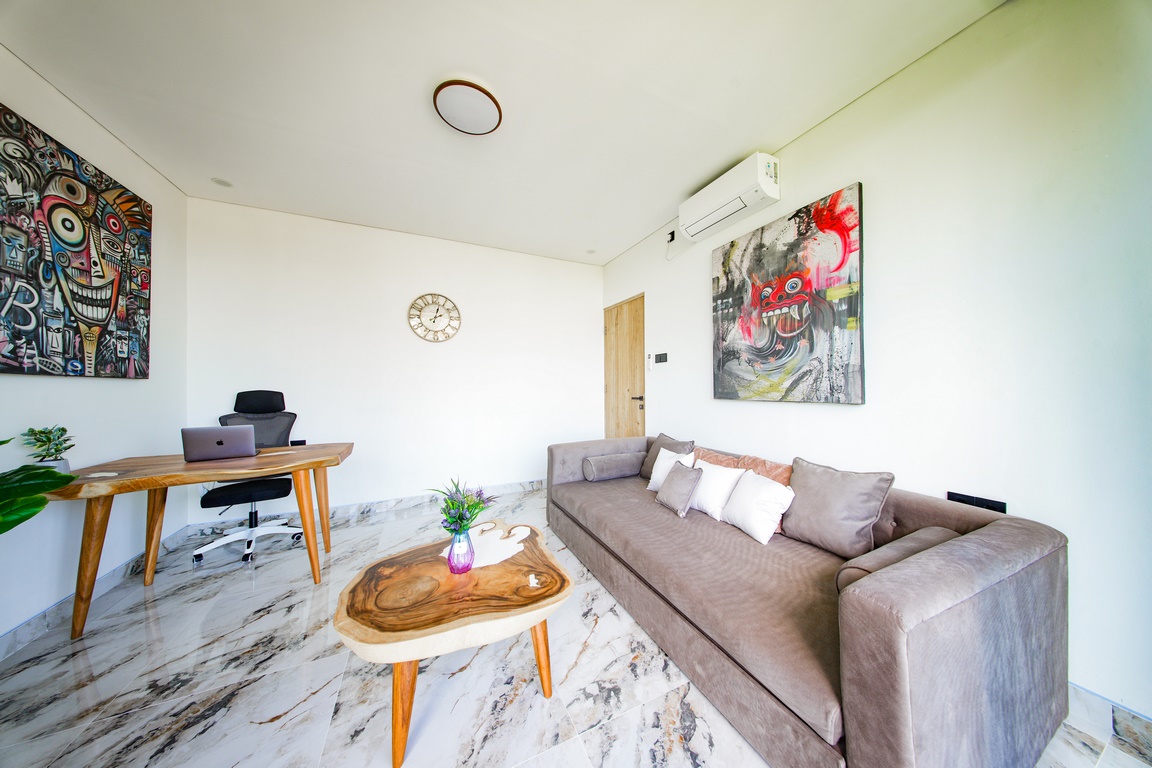 Real Estate Gallery 19
