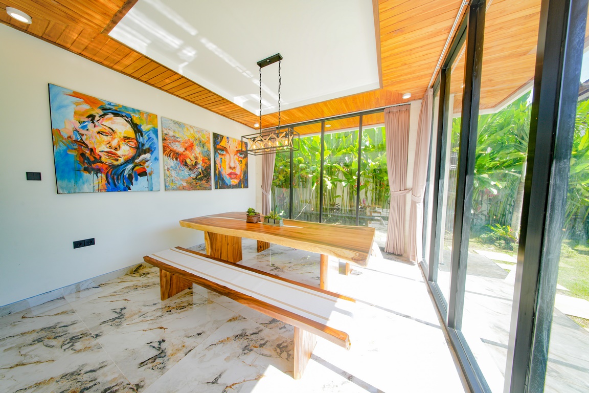 Real Estate Gallery 8