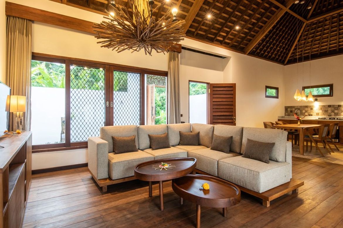 Real Estate Gallery 8