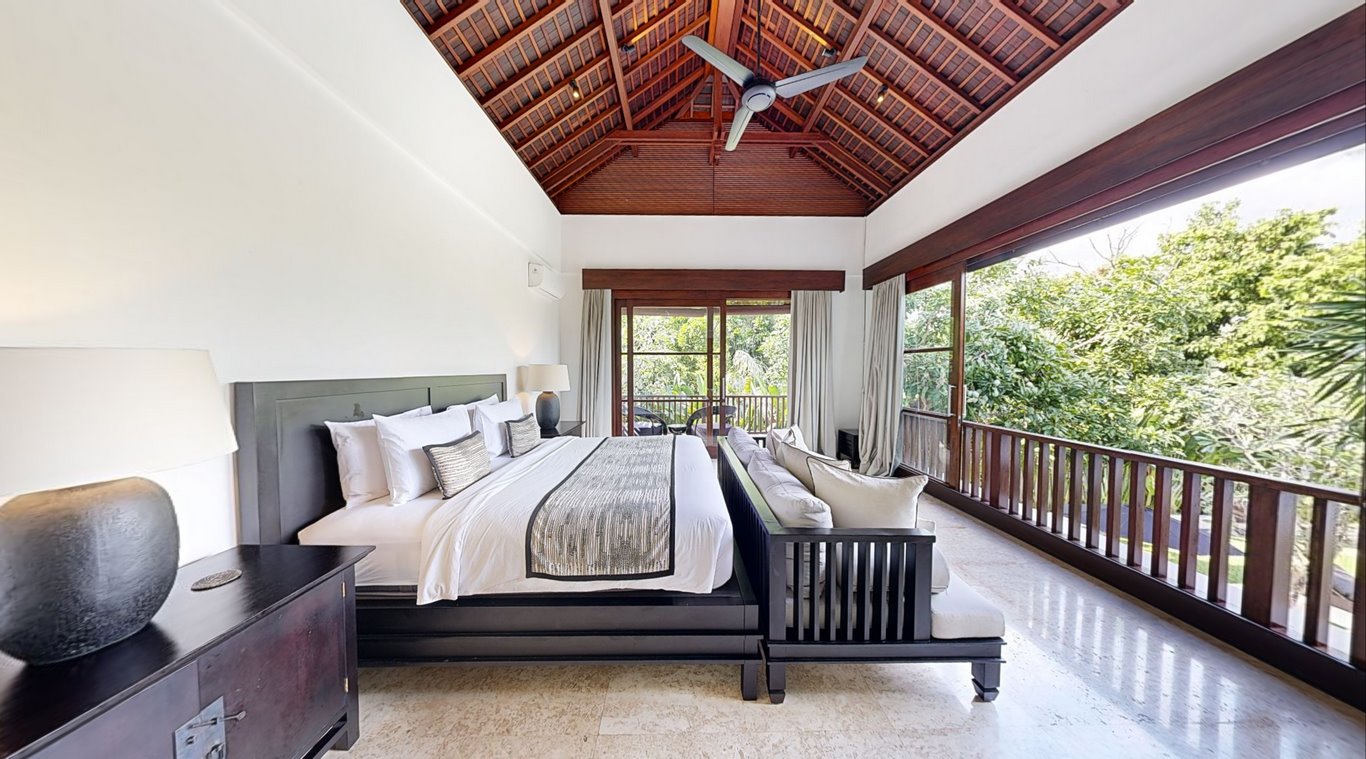 Real Estate Gallery 12
