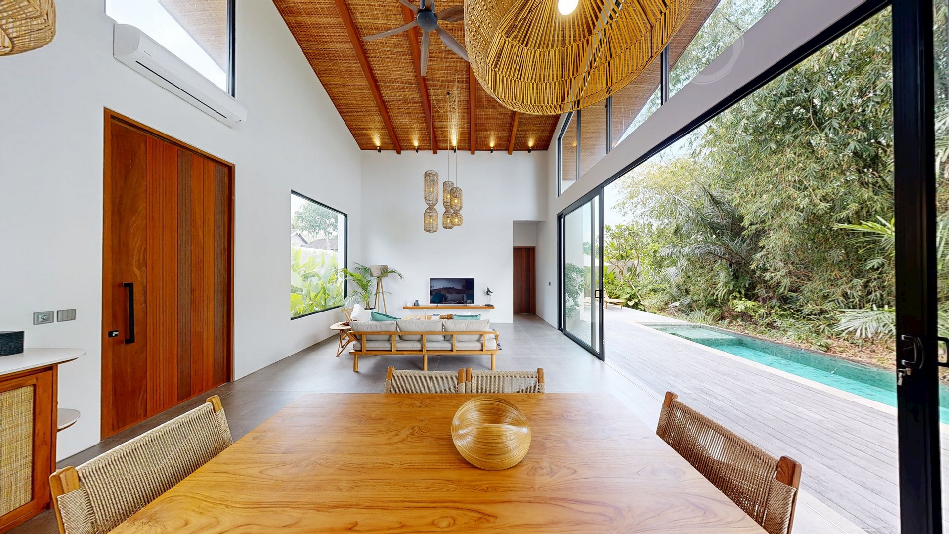 Real Estate Gallery 7