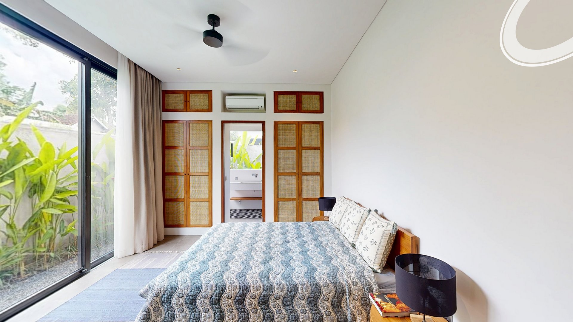 Real Estate Gallery 2