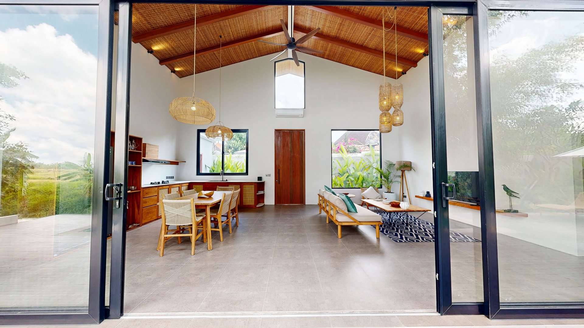 Real Estate Gallery 8