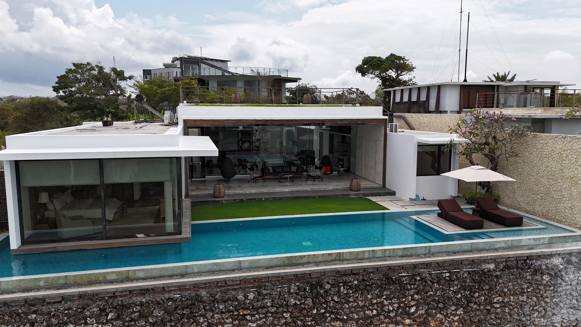 Modern Luxury Villa in Pandawa Drone.JPG