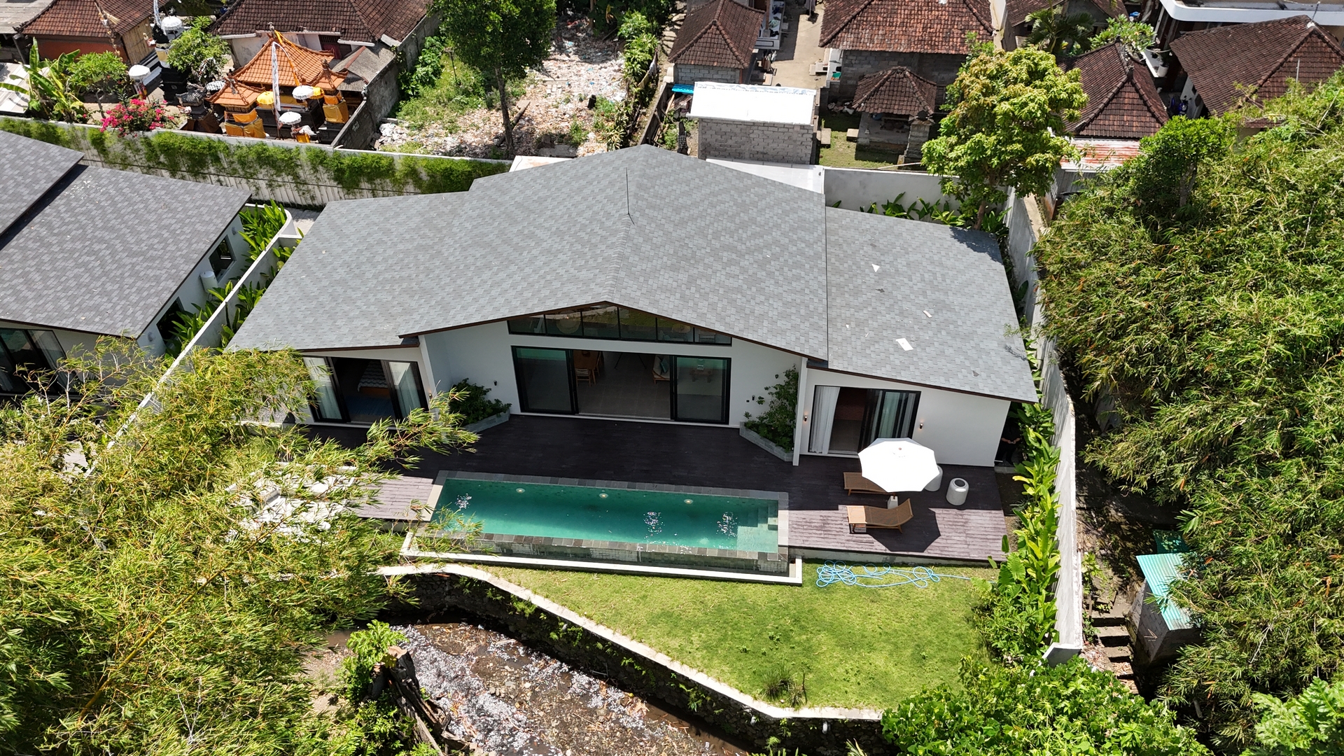 Real Estate Gallery 0