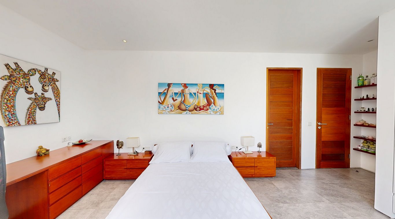 Real Estate Gallery 8