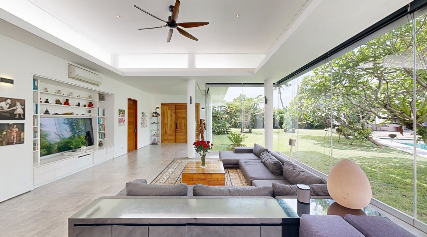 Real Estate Gallery 6