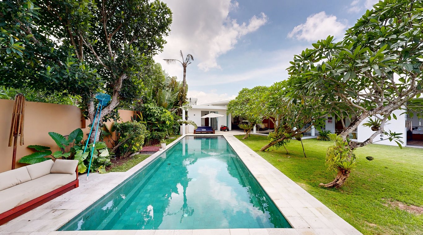 Real Estate Gallery 13