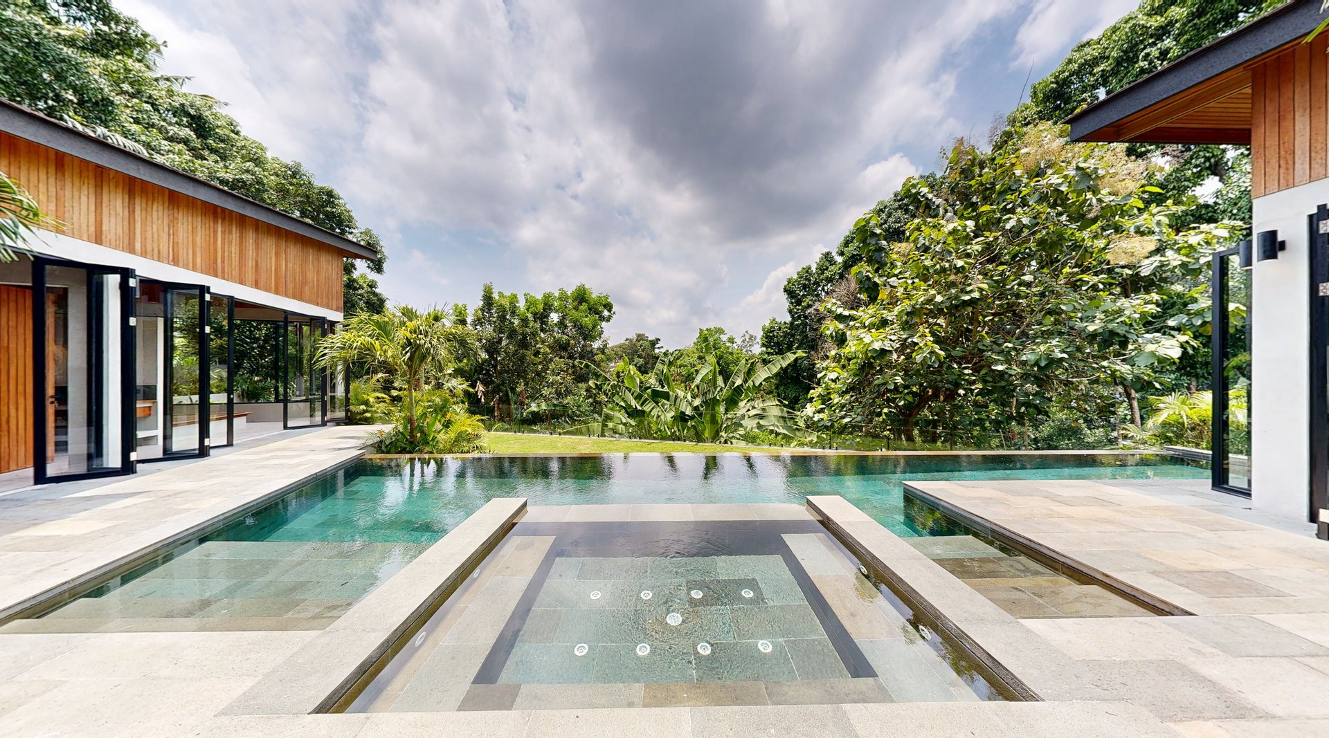 Real Estate Gallery 8